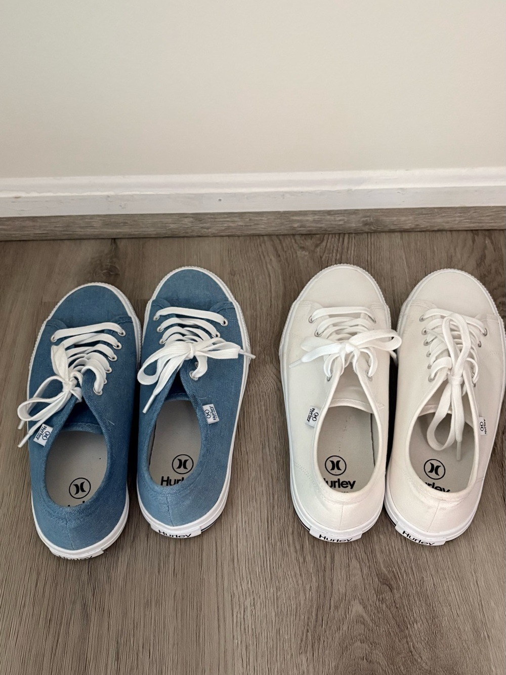 Hurley Women’s Canvas Sneakers in Denim Blue and White